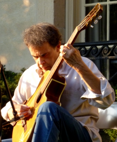 Matt Richards in concert